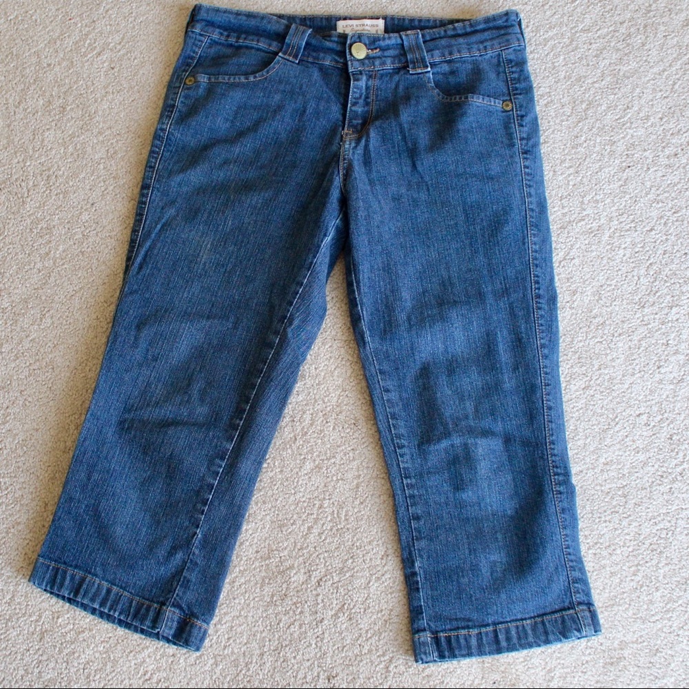 Women’s Levi’s Capris
